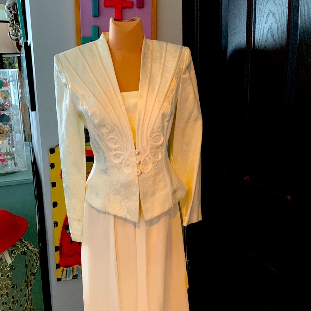 VINTAGE 80’S WEDDING SKIRT AND JACKET. NEVER WORN NEW WITH TAGS. SIZE 10 PETITE. - Picture 6 of 8